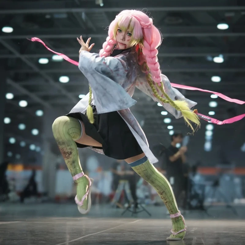 Mitsuri cosplay ấn tượng rạng rỡ