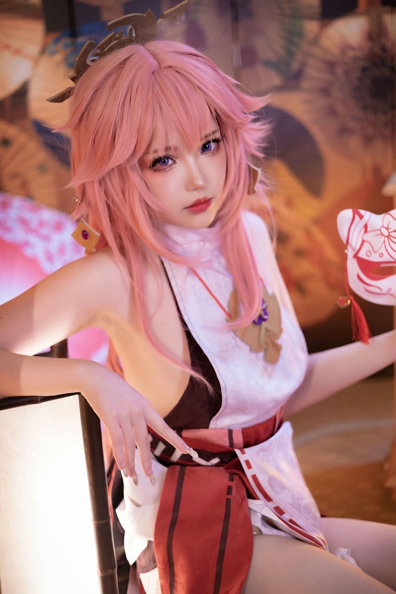 Gallery - 99+ Ảnh Yae Miko Cosplay hồ ly ranh ma táo bạo, quyến rũ - image 5