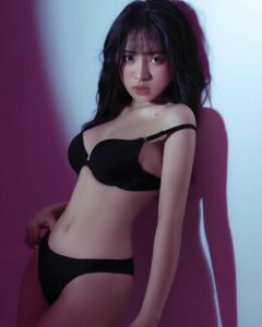 Ảnh gái xinh nóng bỏng phong cách cuốn