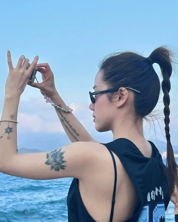 hình ảnh phương ly bikini sexy nóng bỏng