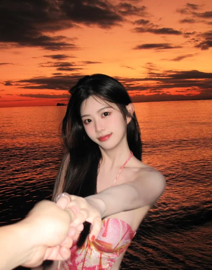 thân hình gợi cảm ảnh gái xinh mặc bikini đi biển