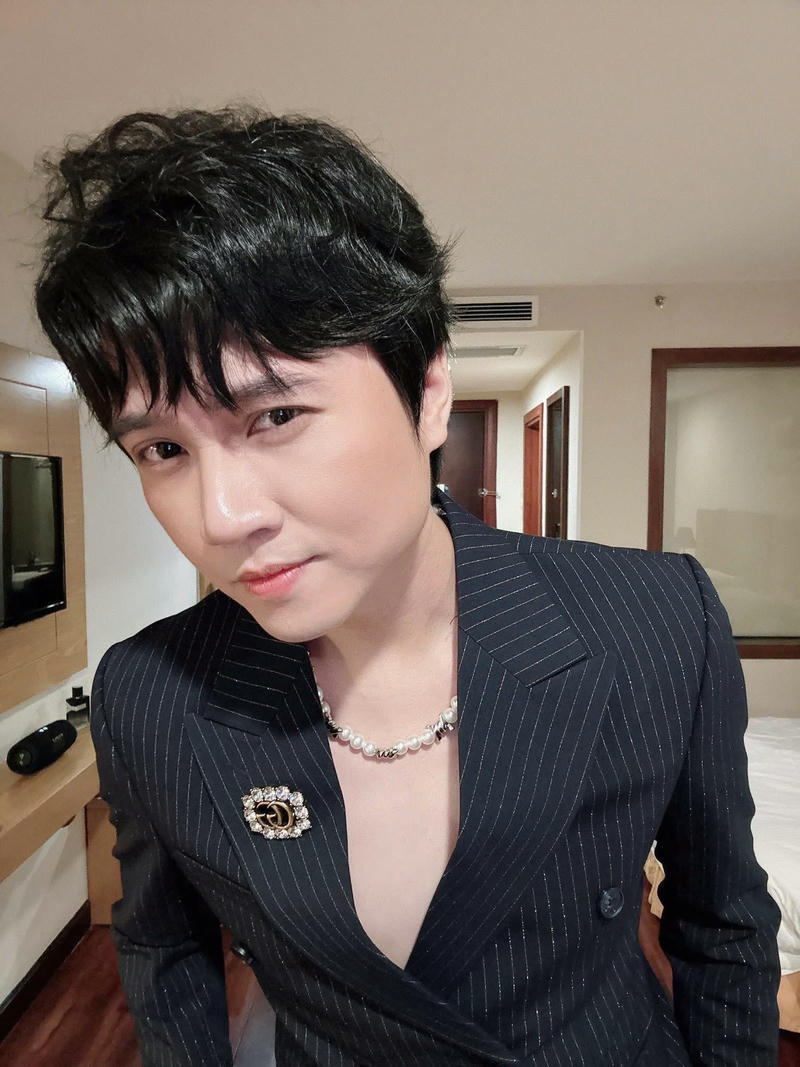 Ảnh biểu cảm tự nhiên của Vương Anh Tú