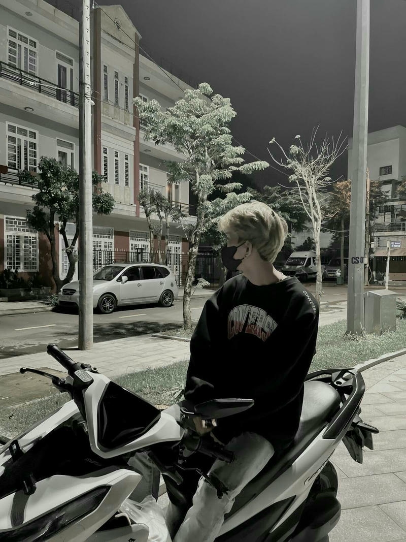 Ảnh boy phố phong trần làm hình nền điện thoại