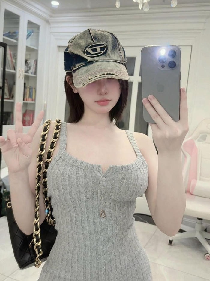 Ảnh gái xinh bikini sexy đường cong hoàn hảo