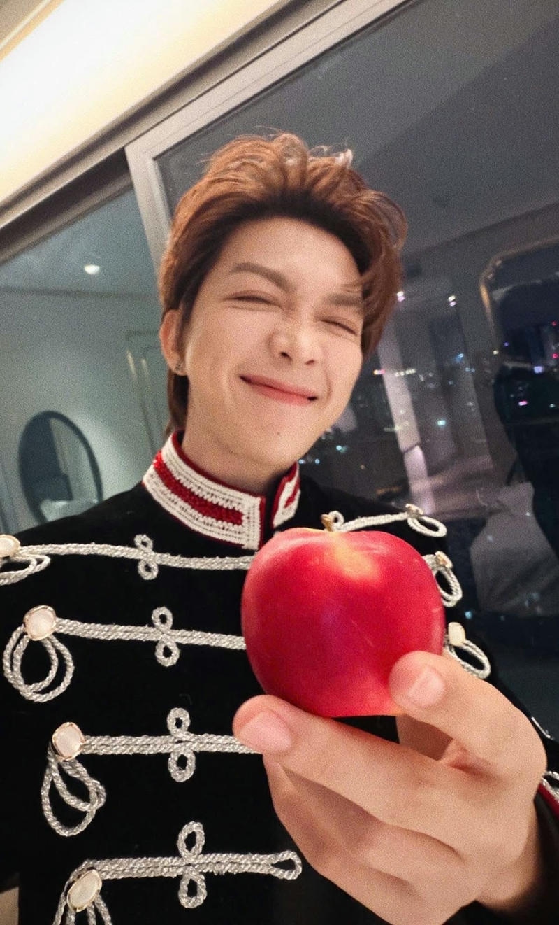 Ảnh nền Tăng Phúc phong cách cá tính riêng biệt