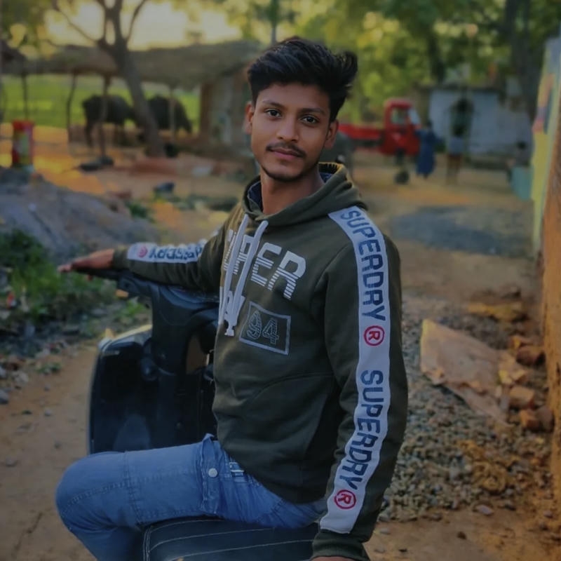 Anh trai Ấn Độ phong thái đĩnh đạc