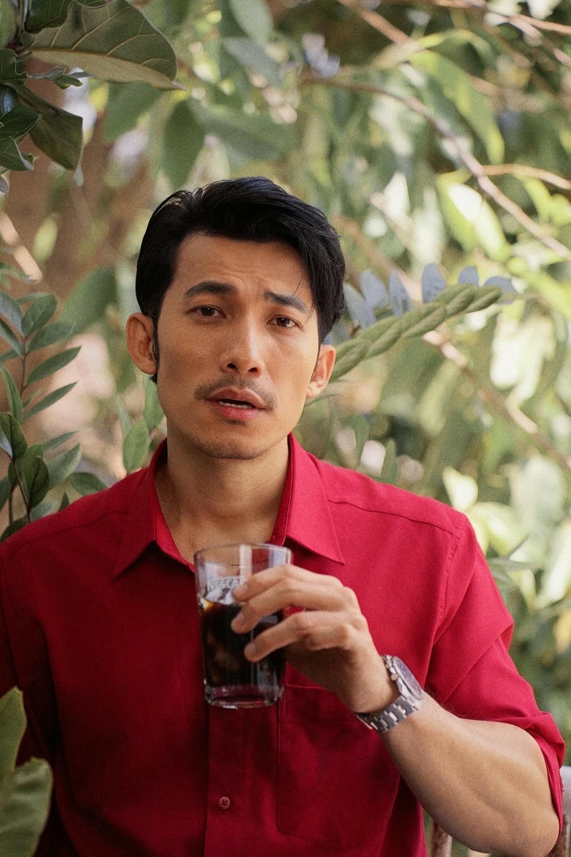 Biểu cảm lạnh lùng của Liên Bỉnh Phát chất ngầu cá tính