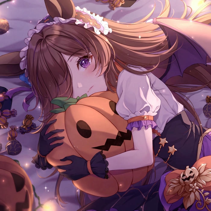 Hình avatar Tiktok đẹp anime nữ ôm bí ngô Halloween cute