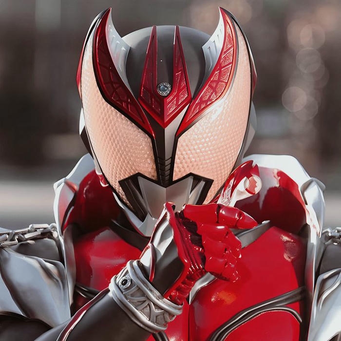 Hình avatar siêu nhân đỏ đen giáp quỷ dữ tợn