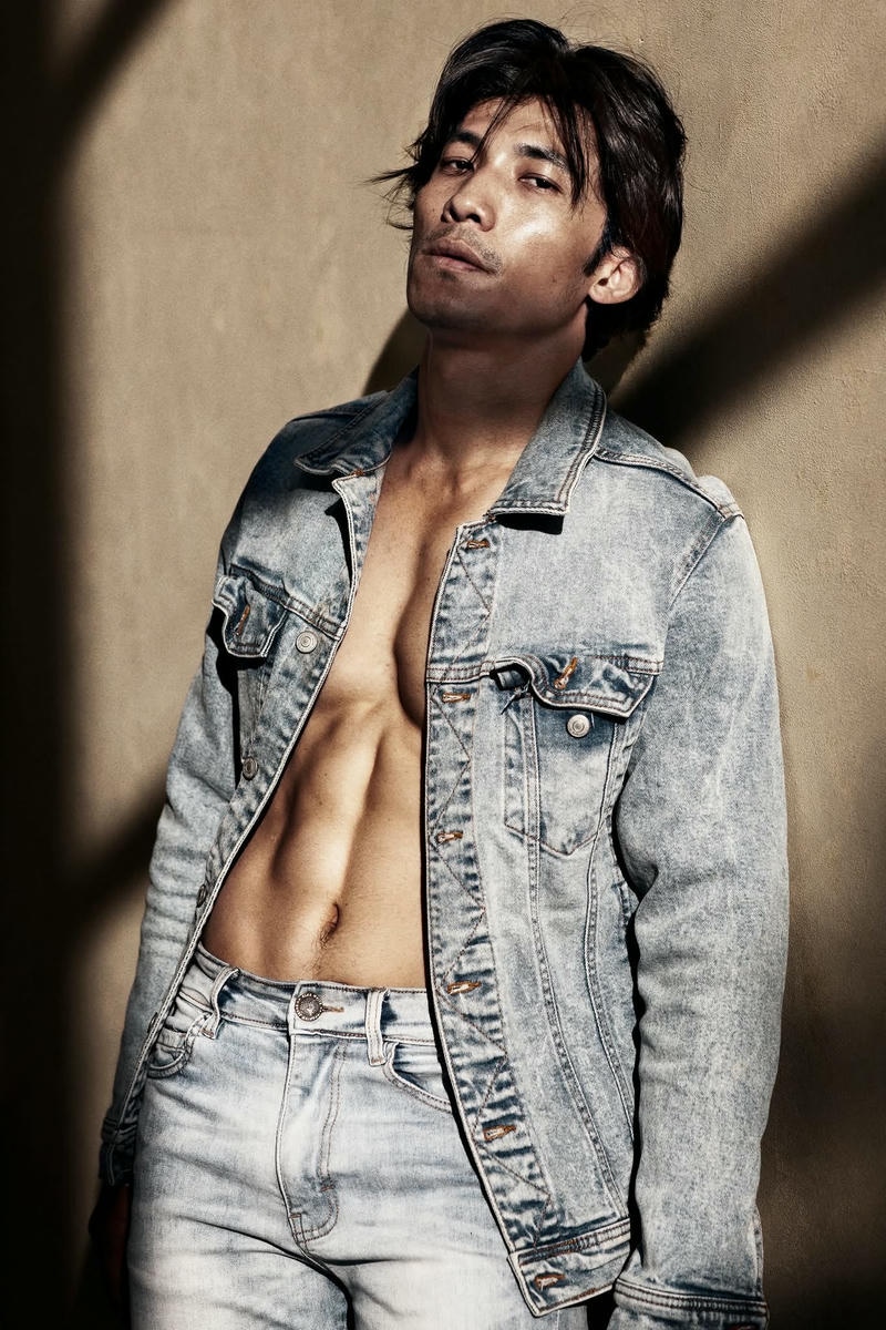 Khoảnh khắc Liên Bỉnh Phát nổi bật trước ống kính