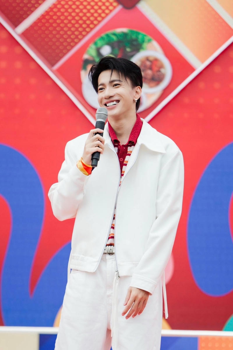 Khoảnh khắc nghệ thuật hình nền ST Sơn Thạch tinh tế