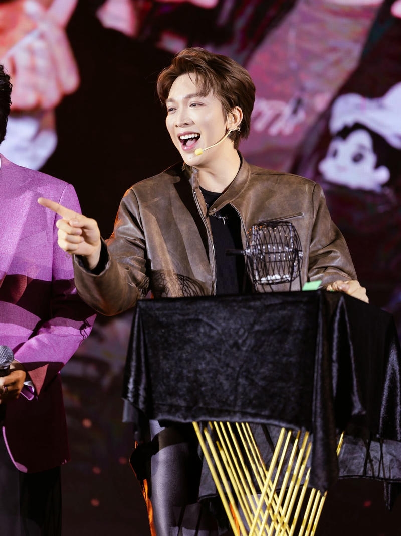 Khung cảnh ánh sáng nghệ thuật hình nền Tăng Phúc