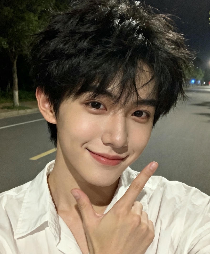 Ảnh trai đẹp rõ nét trong ánh sáng nhẹ