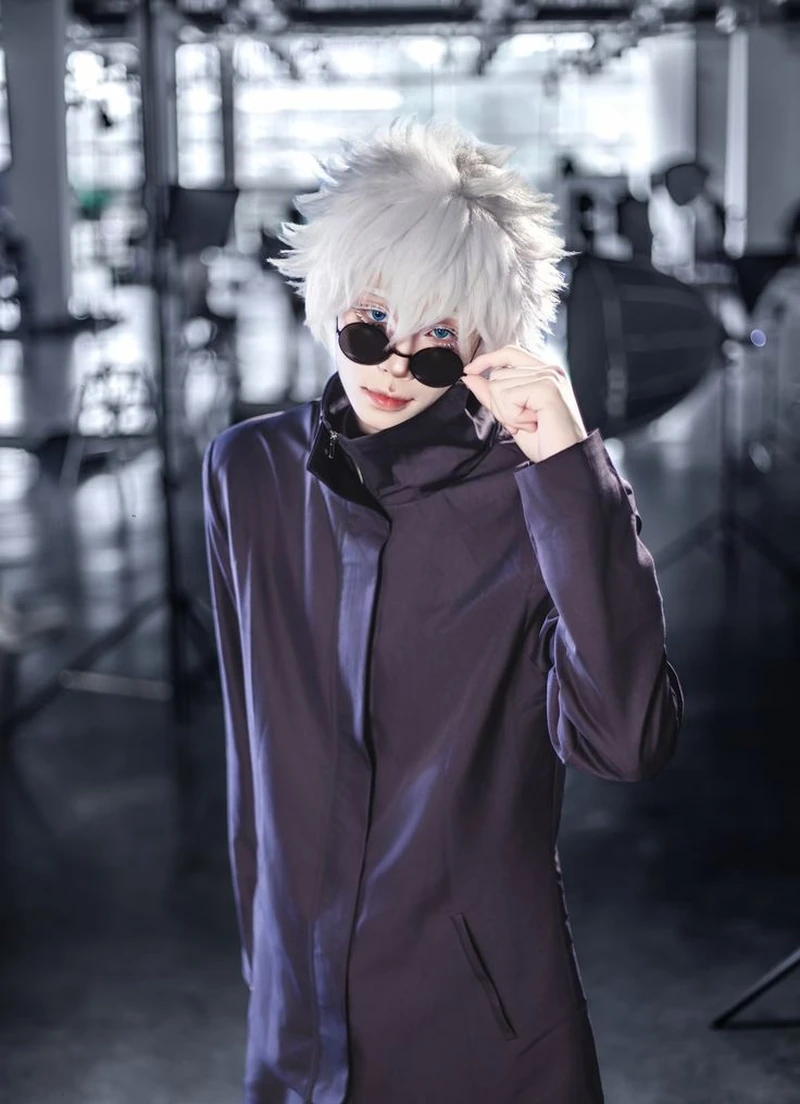 Hiện đại hình cosplay Gojo Satoru phong cách đường phố