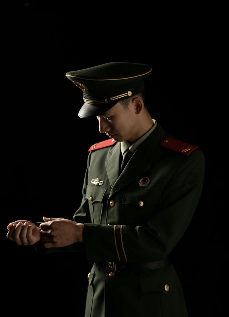 Hình ảnh bộ đội đẹp trai làm hình nền