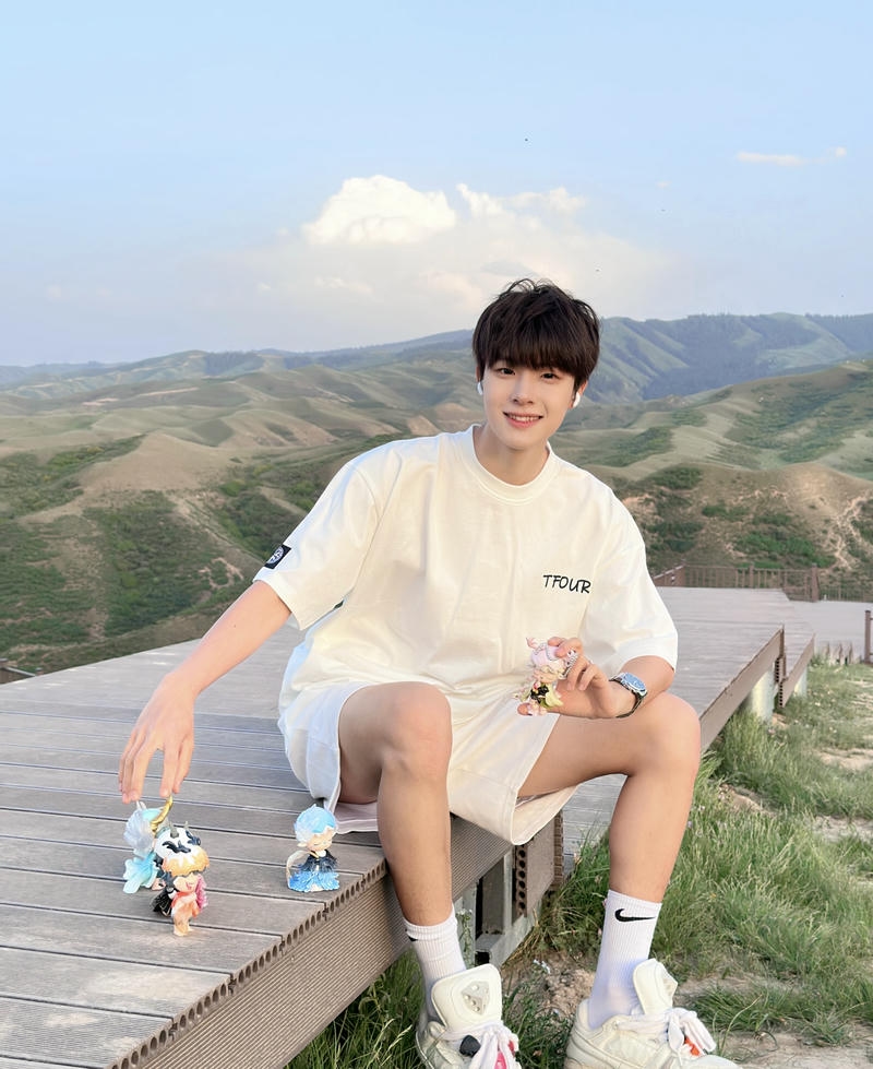 Hình ảnh trai đẹp rõ nét làm hình nền