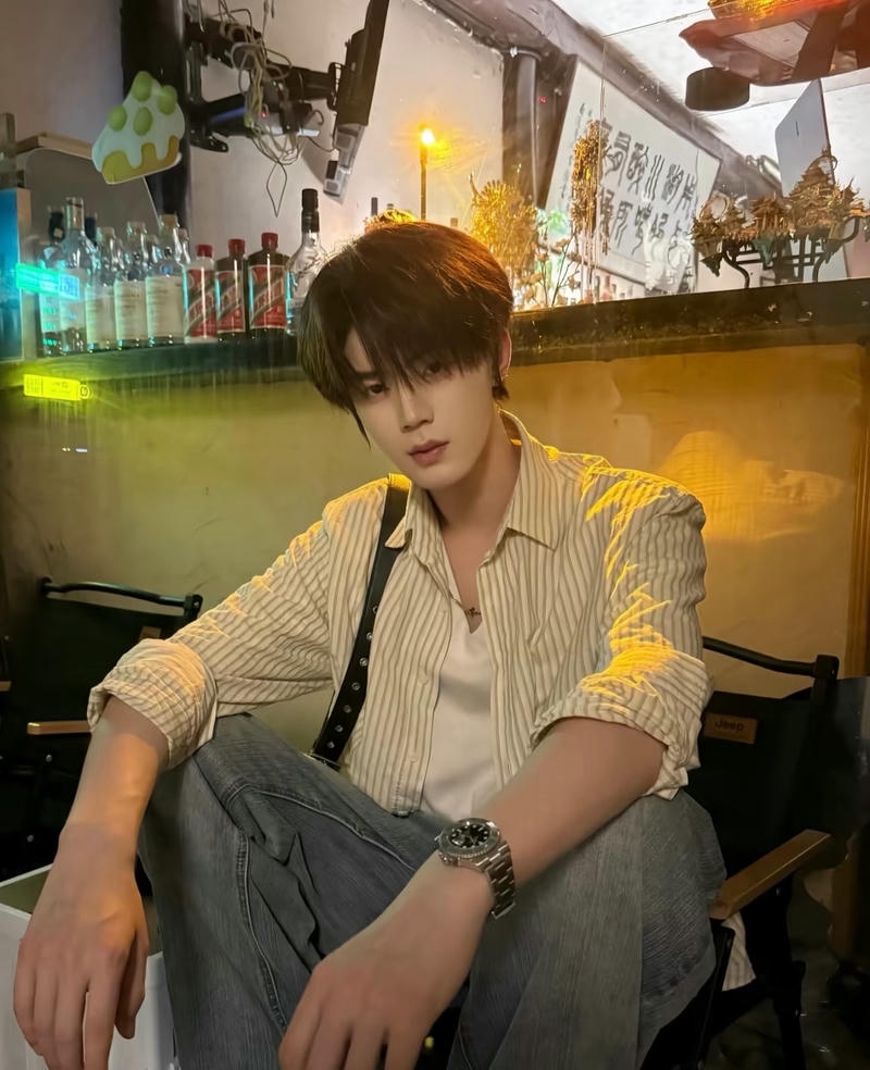 ảnh trai đẹp trung quốc trầm lắng sâu sắc