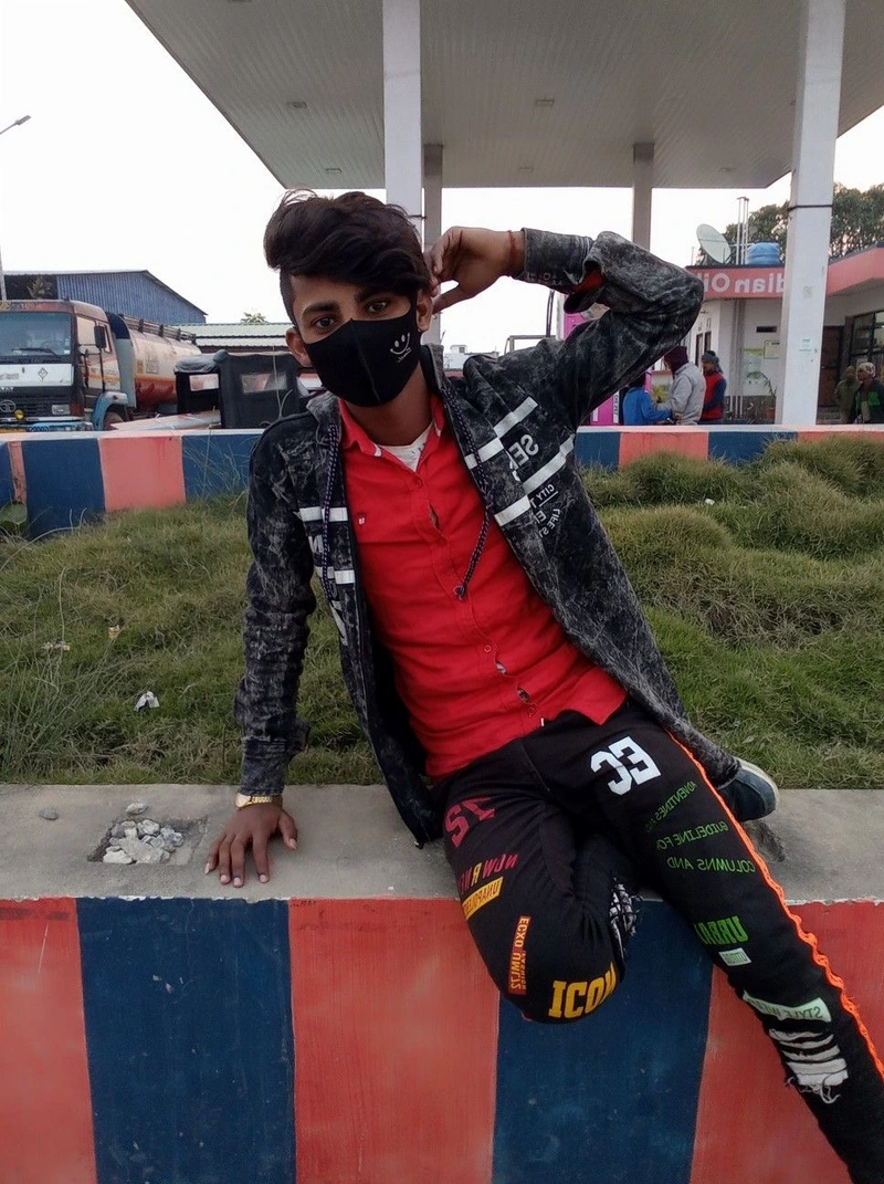 ảnh trai xấu gương mặt lạ không giống số đông