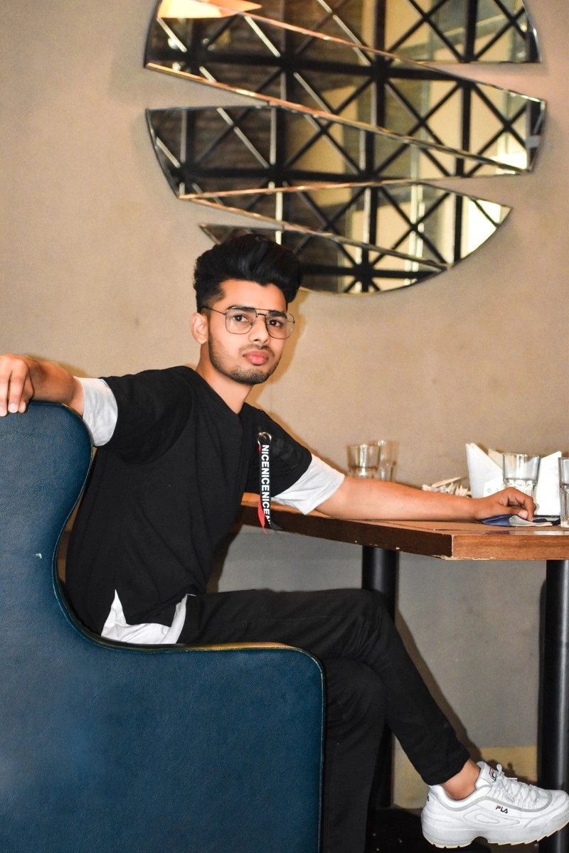 ảnh trai xấu ngoại hình không ấn tượng ban đầu