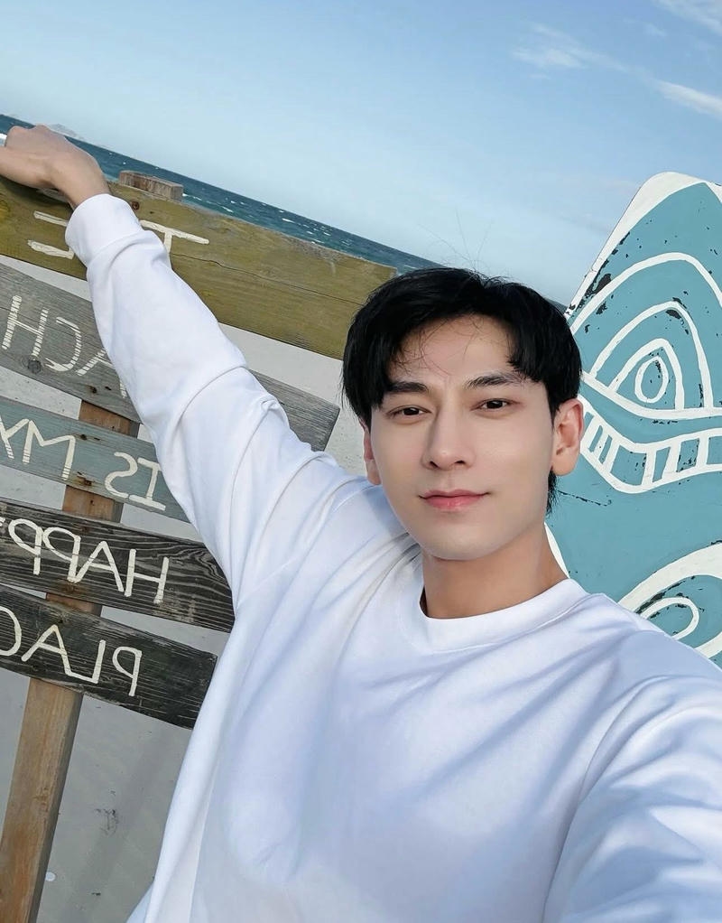 hình ảnh cực phẩm của nam thần Isaac cute