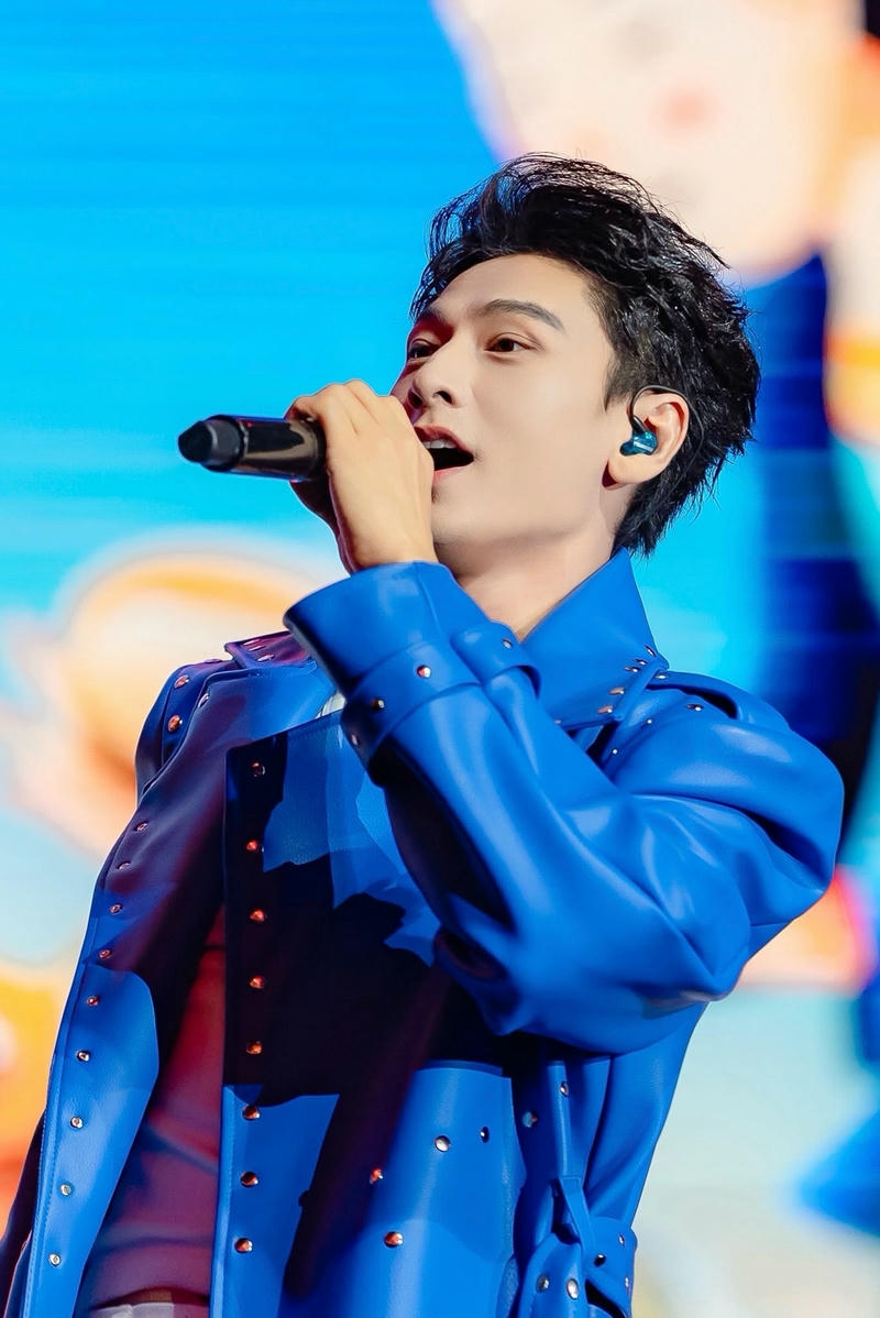 hình ảnh cực phẩm của nam thần Isaac