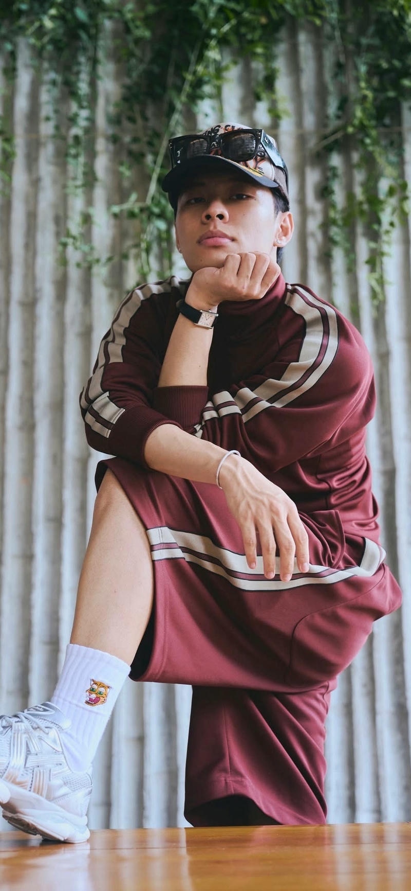 hình ảnh nền Hurrykng ngồi trầm tư