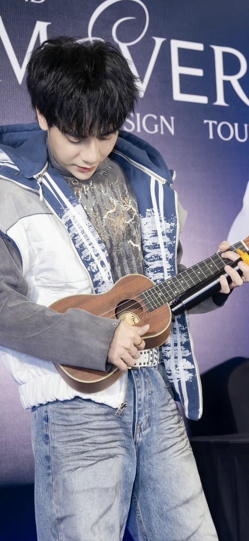 hình ảnh nền Quang Hùng MasterD thần thái biểu diễn