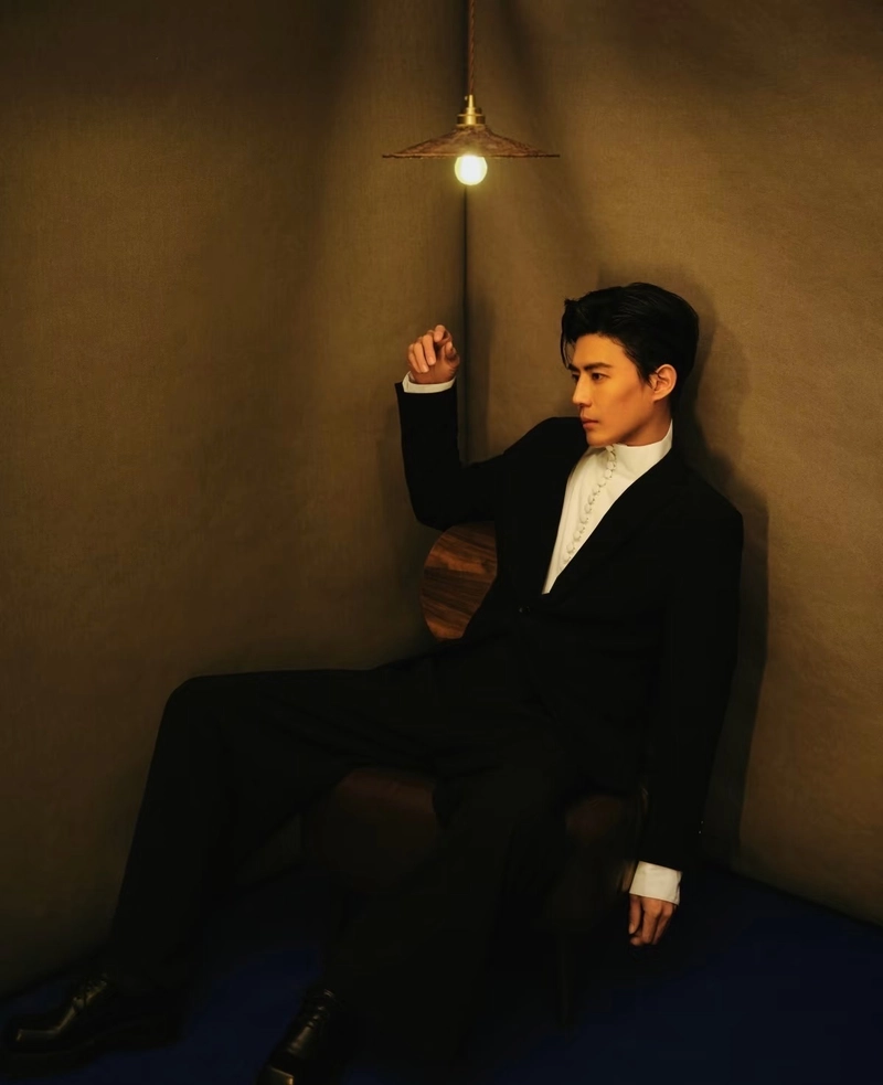 hình sad boy lạnh lùng tựa tường ánh mắt vô cảm