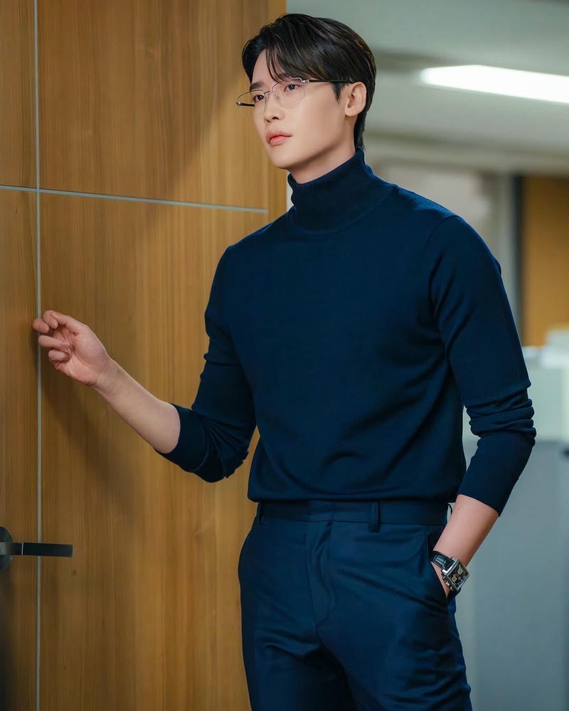 hình trai Hàn Quốc mặc áo len mùa lạnh