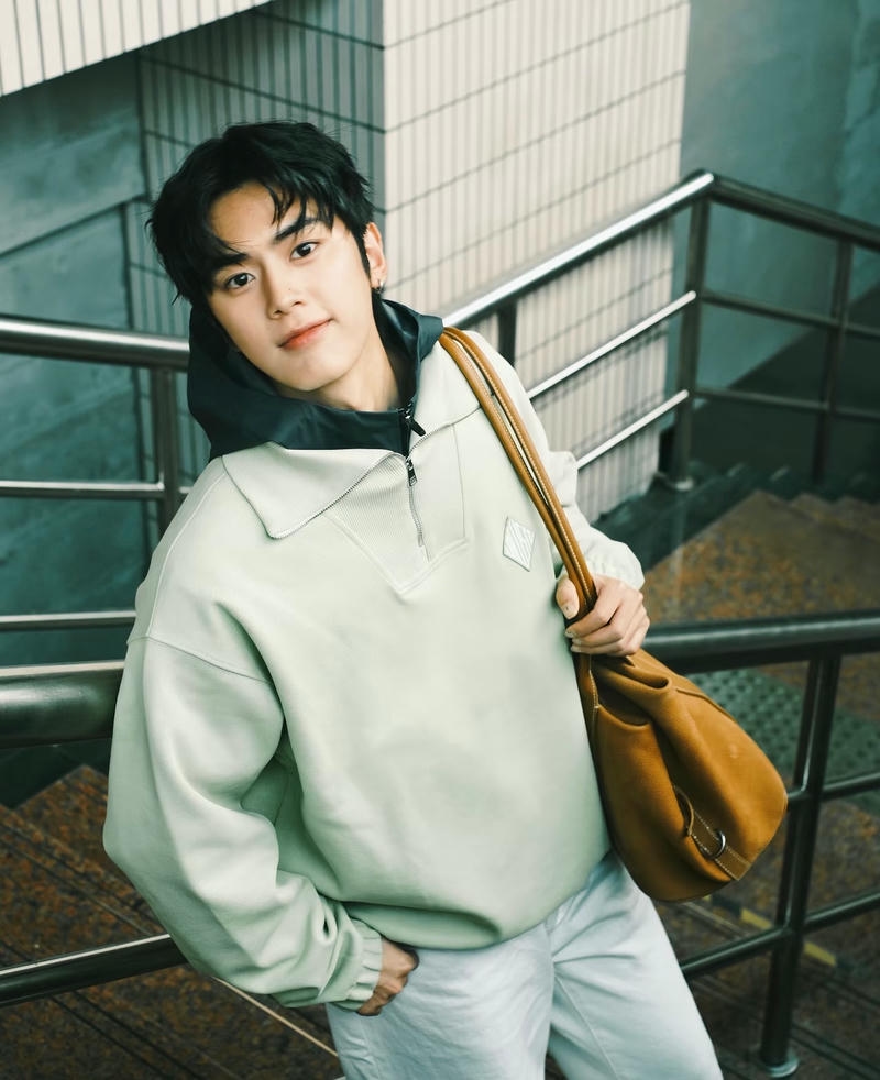 hình trai đẹp trung quốc diện mạo sắc nét cuốn mắt