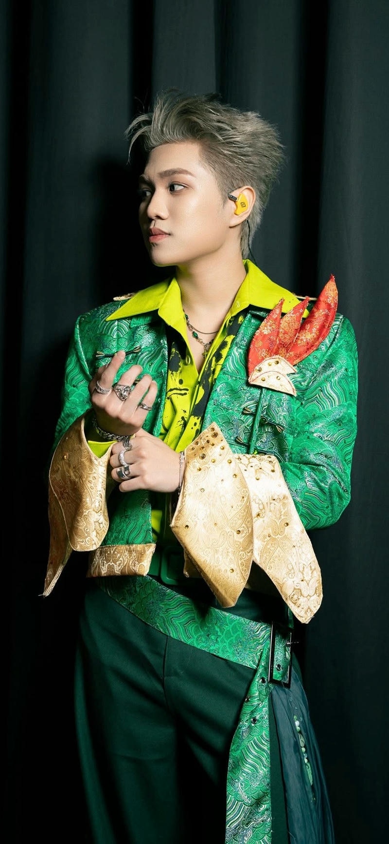 nền Captain Boy sang chảnh với gu thời trang đỉnh