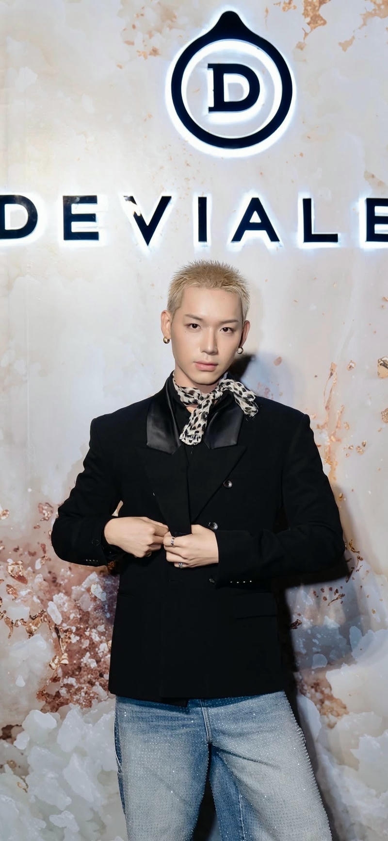 nền Wean làm gương mặt đại diện nhãn hàng