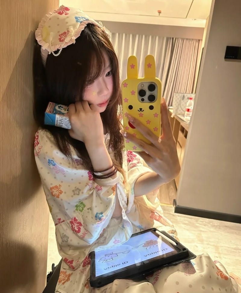 Ảnh gái xinh mặc đồ ngủ phong cách dễ thương