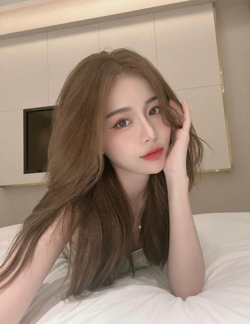 Ảnh gái xinh trung quốc hotgirl trẻ trung tóc dài