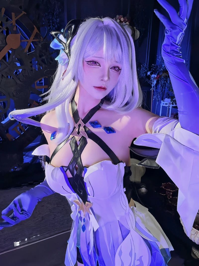 Ảnh studio cosplay của Senyamiku nhìn cực kỳ sắc nét đẹp