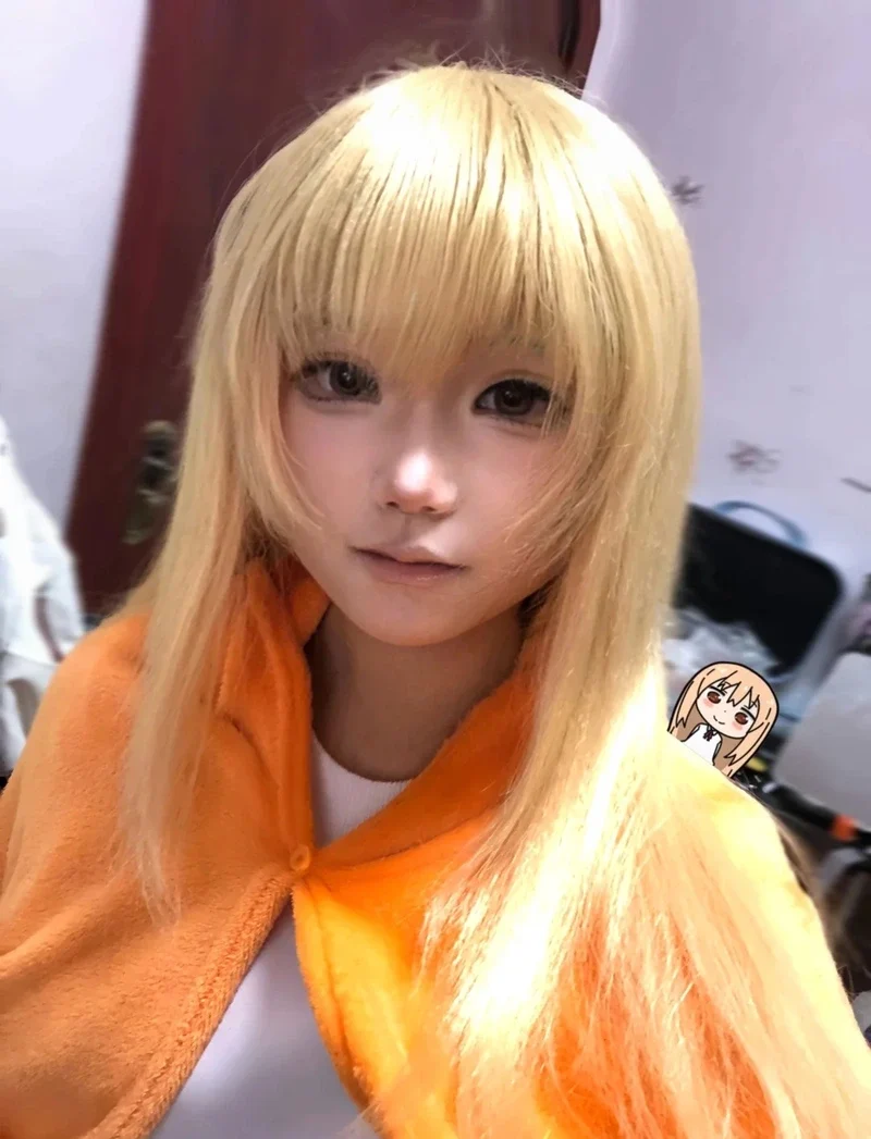 Cosplay Umaru chan ngọt ngào trong outfit đời thường cá tính