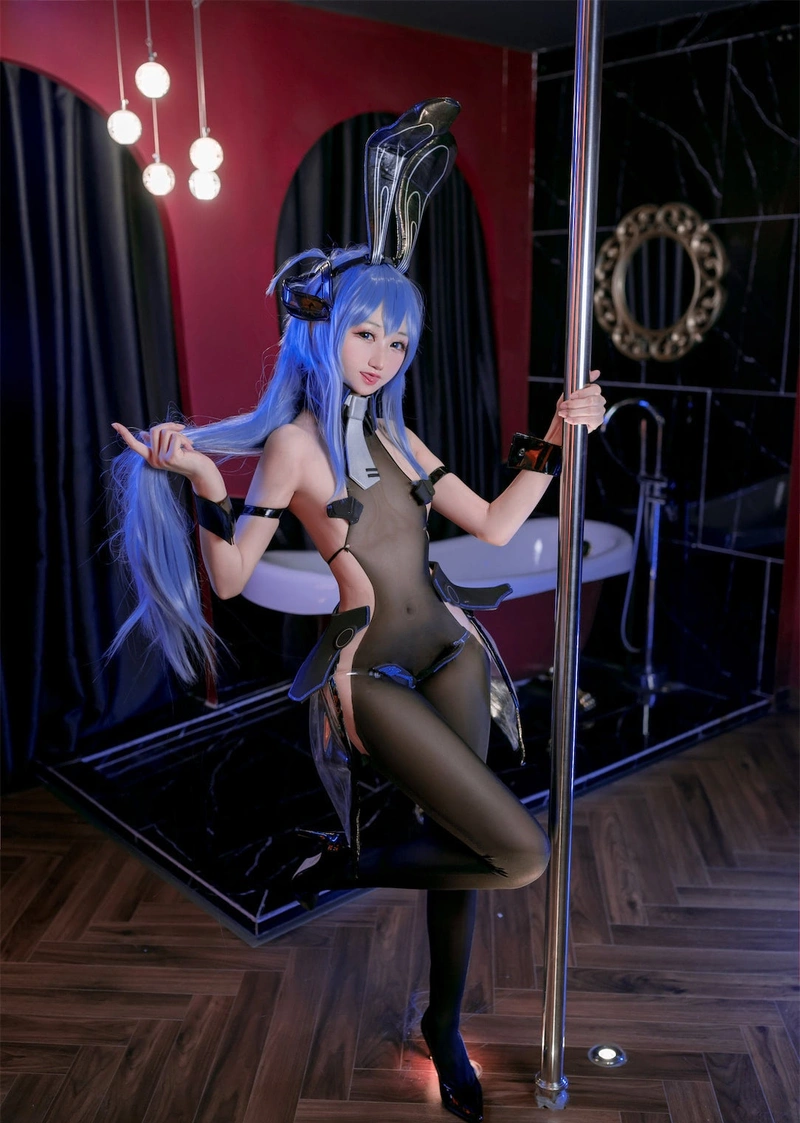 Cosplay gợi cảm đầy sức hút nhục dục