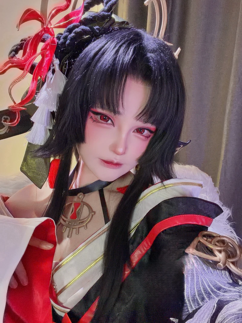 Gương mặt sáng hợp phong cách cosplay anime nữ dễ thương