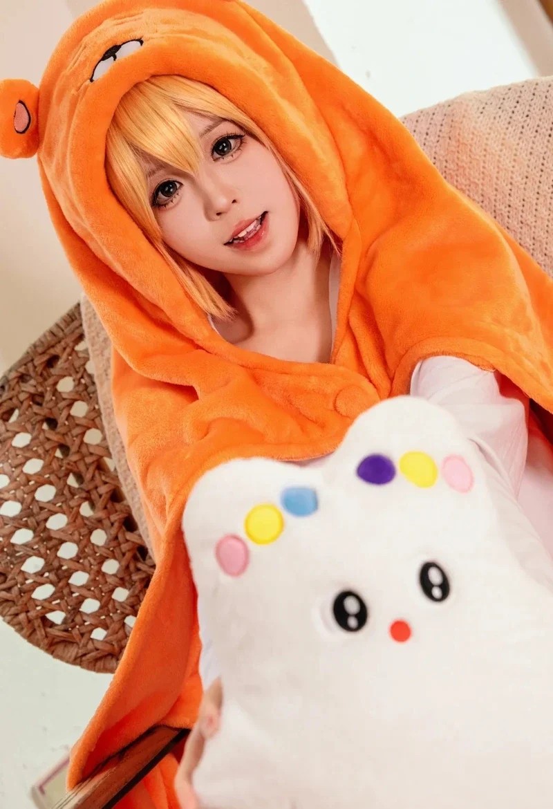Khoảnh khắc chibi đáng yêu trong bộ ảnh Umaru cosplay