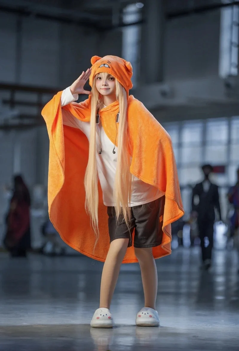 Phong cách chibi anime thể hiện rõ trong Umaru cosplay
