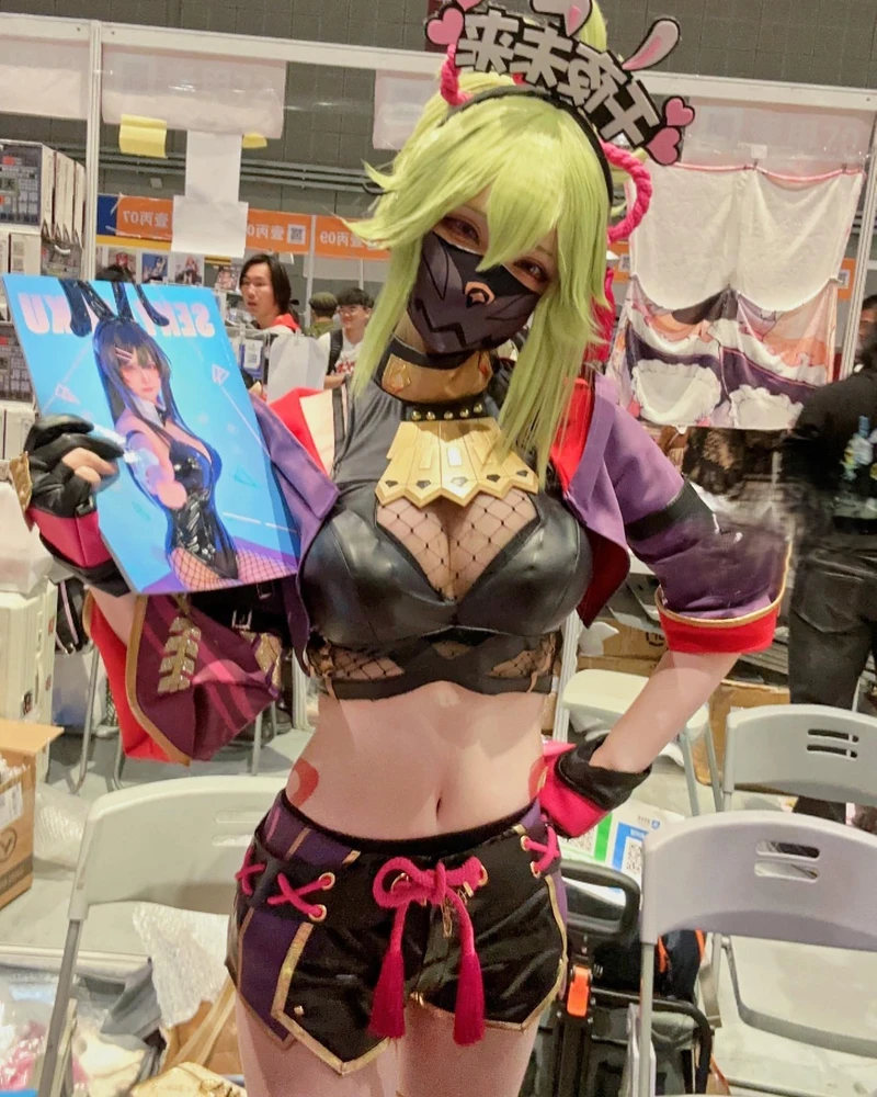 Senyamiku cosplay tạo dáng studio phong cách anime nổi bật