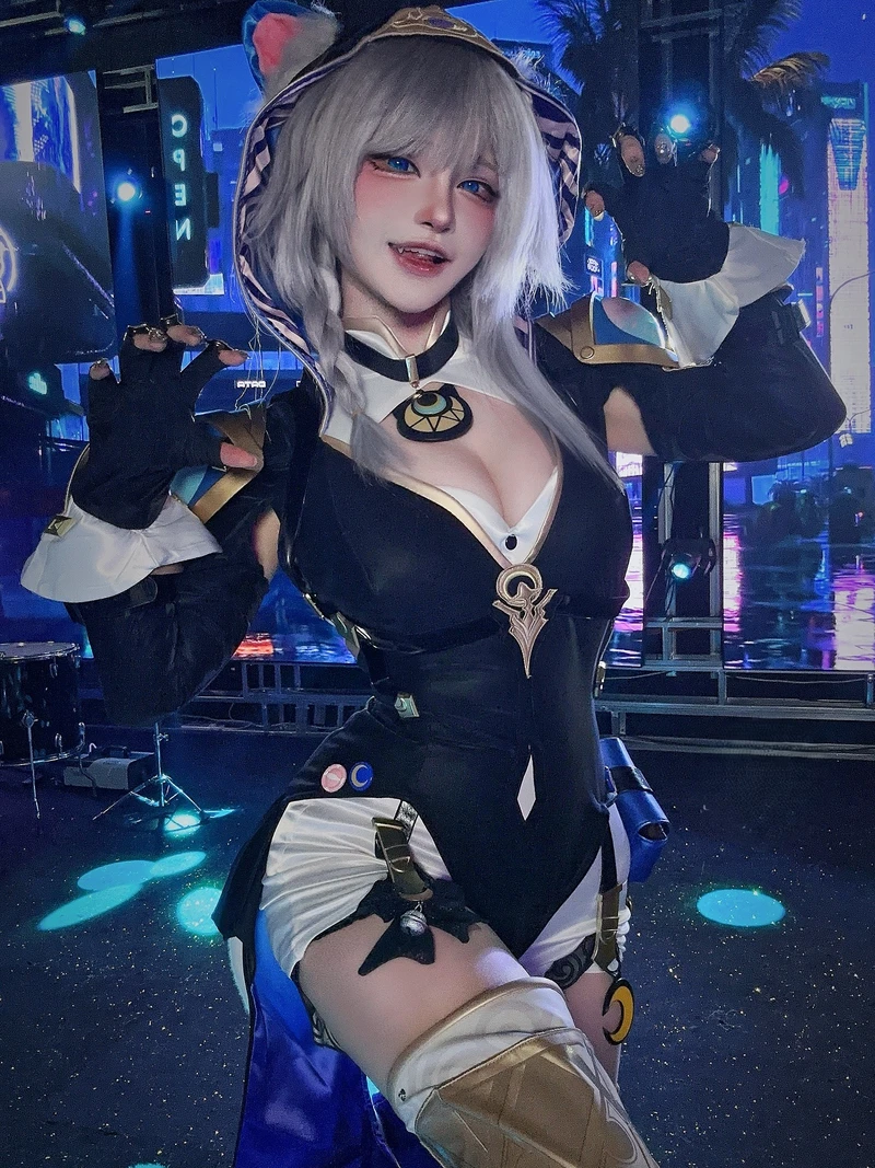 Tạo hình game nữ hợp phong cách cosplay Nhật Bản hiện đại