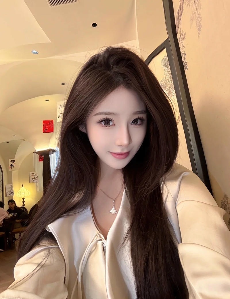 Biểu cảm tự nhiên làm nổi bật gái xinh douyin