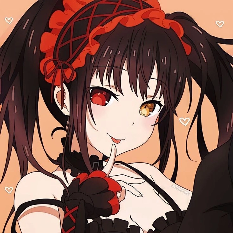 Bức hình anime Kurumi trong bộ váy gothic đen đỏ đặc trưng