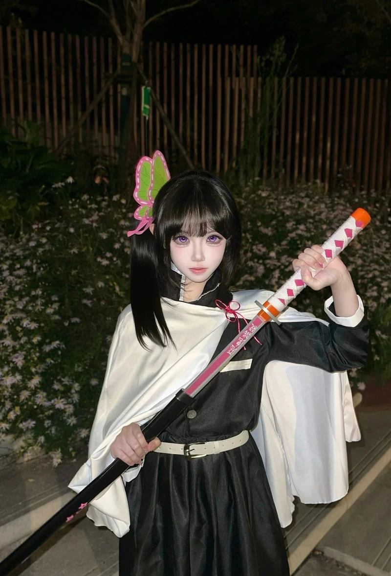Đồng phục Sát Quỷ Đội trong ảnh Cosplay Kanao