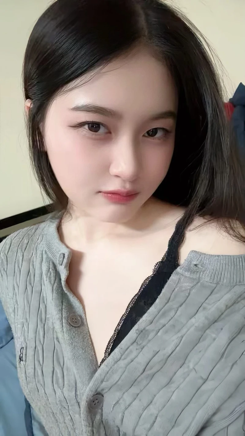Gái xinh 2k3 phong cách ngọt ngào nhẹ nhàng