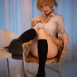Hình Ain Nguyen cosplay dễ thương đáng yêu
