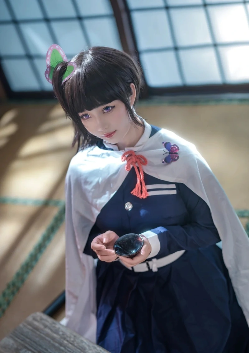 Hình ảnh Cosplay Kanao cùng mái tóc dài nổi bật