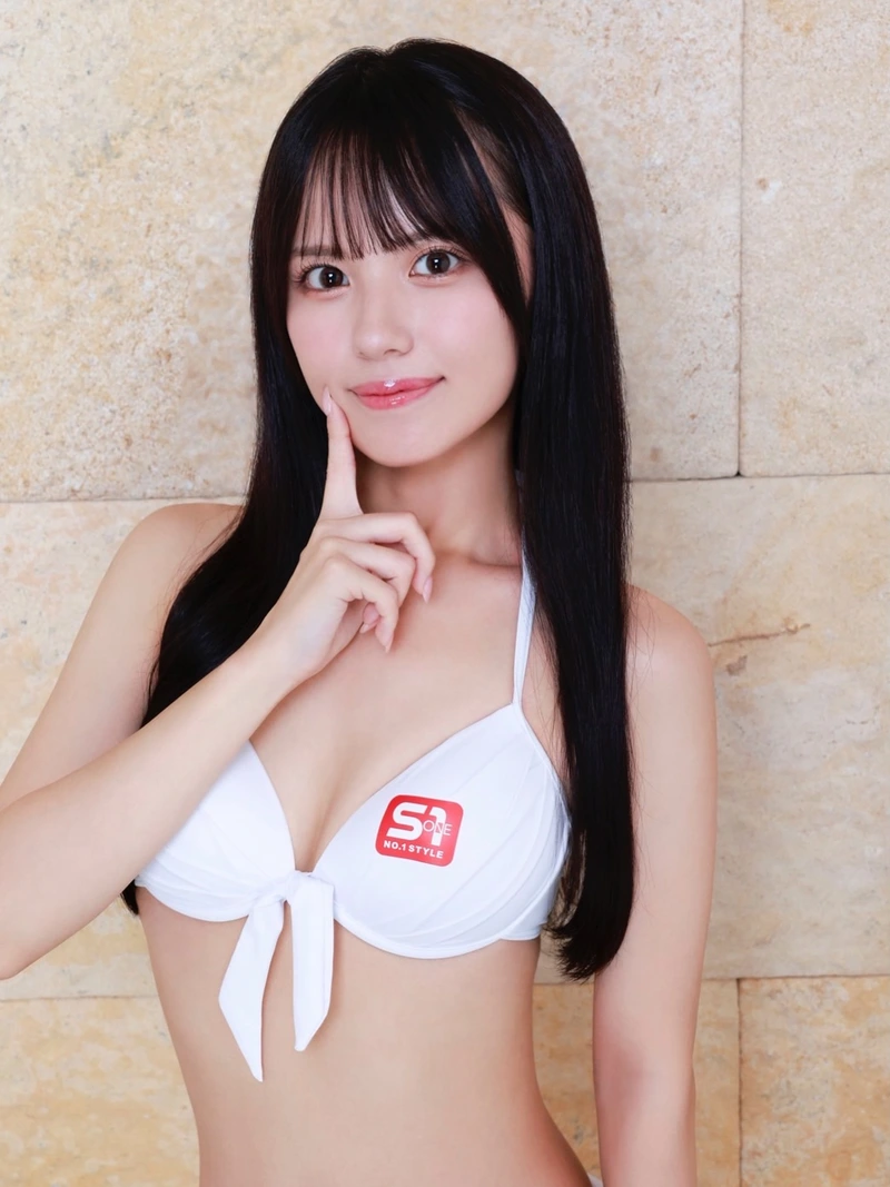 Airi Nagisa bikini hồ bơi với outfit mùa hè cực cuốn hút
