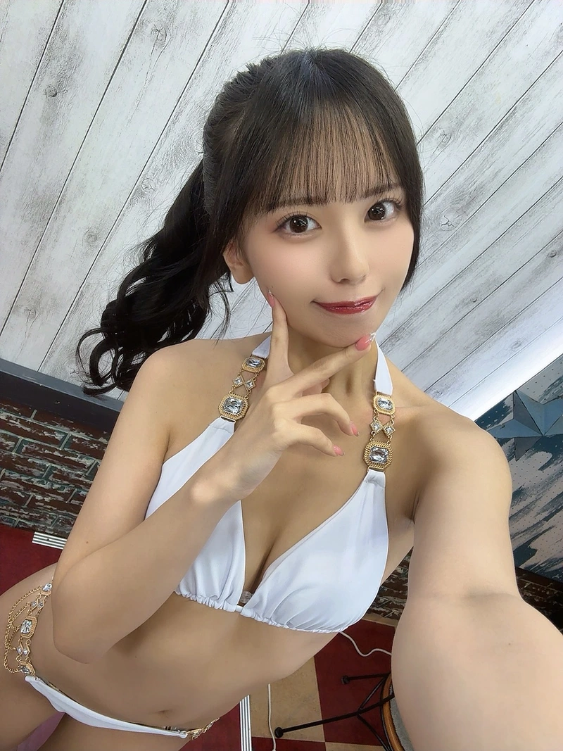 Airi Nagisa bikini sexy phong cách Nhật Bản cực dễ ngắm